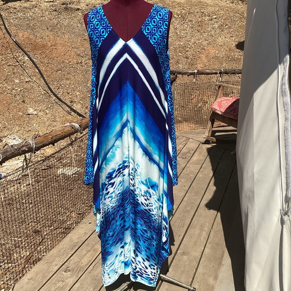 Chico’s Ocean Kaftan Size 1 Resortwear Vacation Bohemian Hippie Maxi Travel
